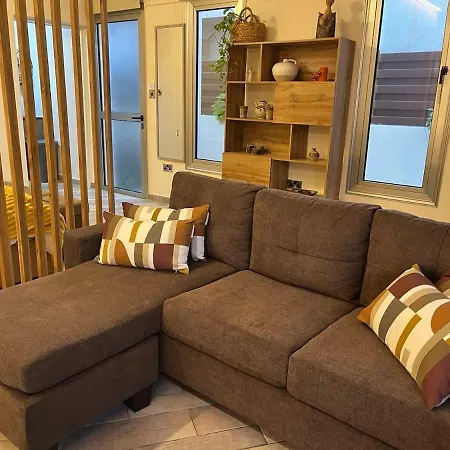 Plumeria Place Bright And Spacious * ラルナカ