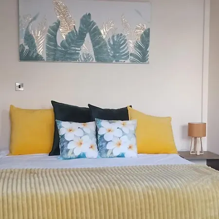 Plumeria Place Bright And Spacious Feriehus Larnaca