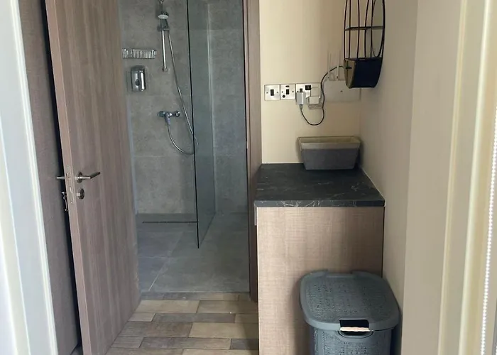 Dom wakacyjny Plumeria Place Bright And Spacious Larnaca