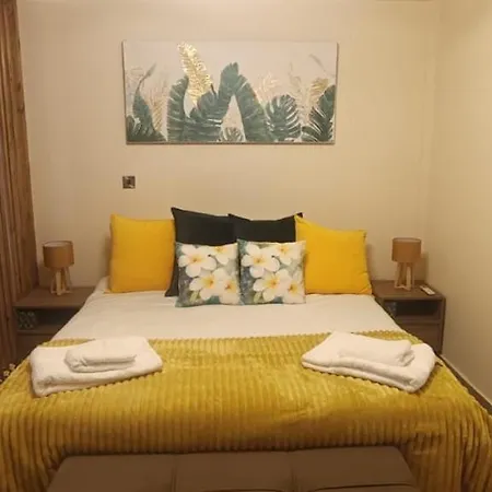 Plumeria Place Bright And Spacious بيت للعطل لارنكا